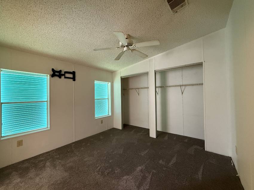 215 Rotterdam Ave a Ellenton, FL Mobile or Manufactured Home for Sale